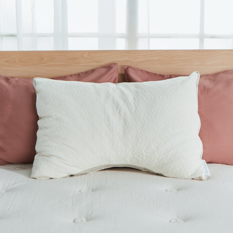 Current official Avocado Green Pillow product photography, side sleeper design
